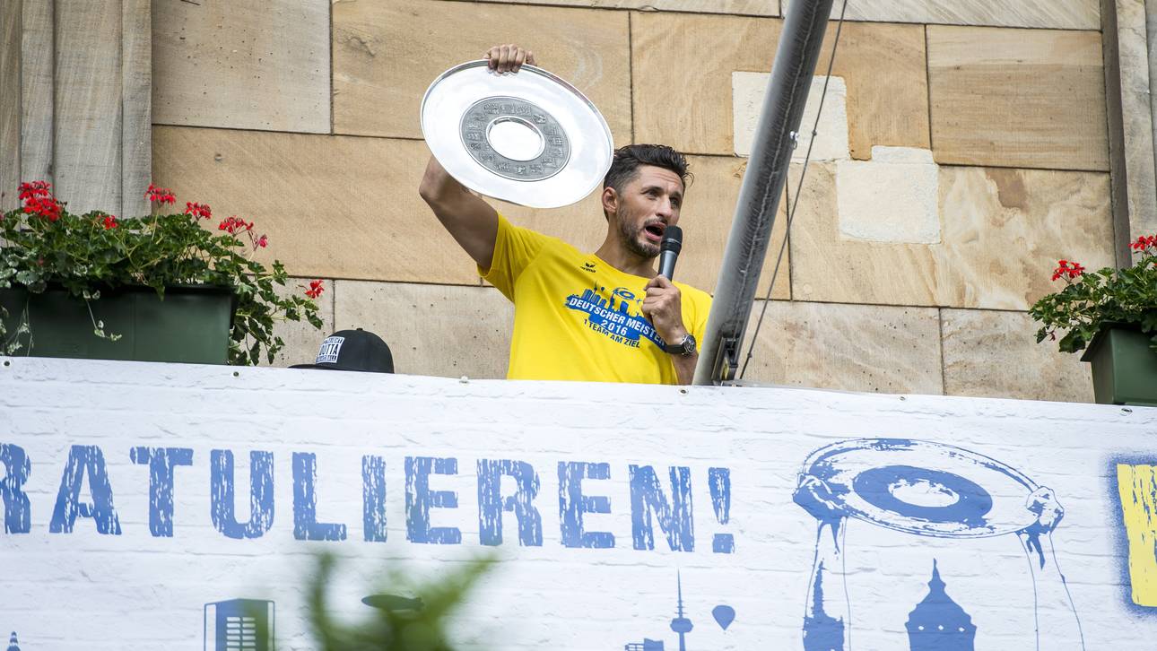 Löwen verlängern mit Meisterheld