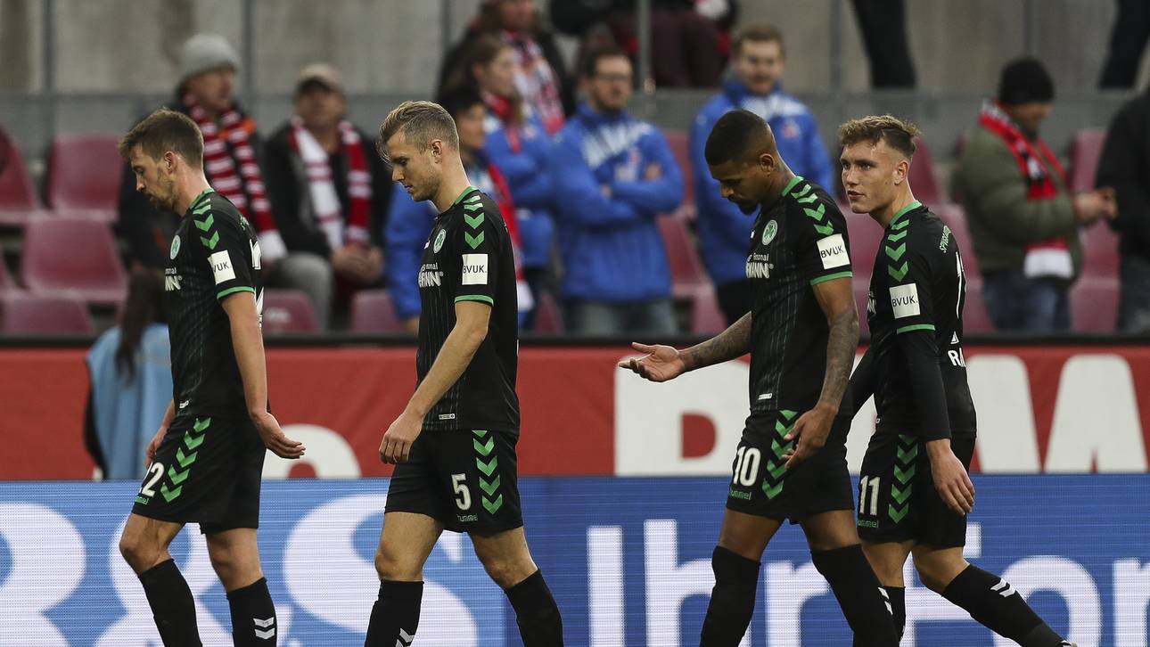 Fürth geht in Paderborn unter