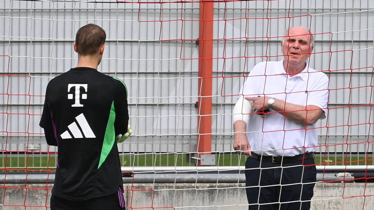 Hoeneß beobachtet Neuer-Training