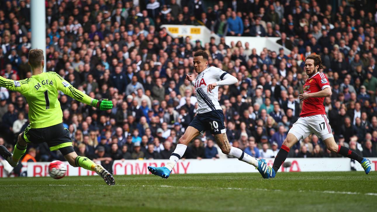 Tottenham Hotspur v Manchester United - Premier League