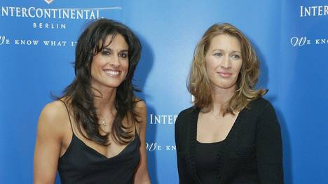 Gabriela Sabatini und Steffi Graf bei einer Charity-Gala 2004