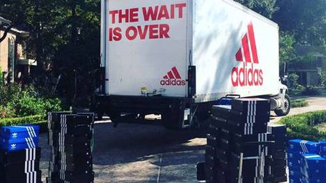 Der Adidas-Truck mit den schuhen für James Harden
