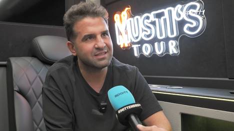 Starfriseur Mustafa 'Musti' Mostafa schneidet regelmäßig Fußballprofis die Haare. Im Interview erzählt er, wie es dazu kam, dass er Cristiano Ronaldo frisieren durfte – und wie sich der Superstar dabei verhielt.