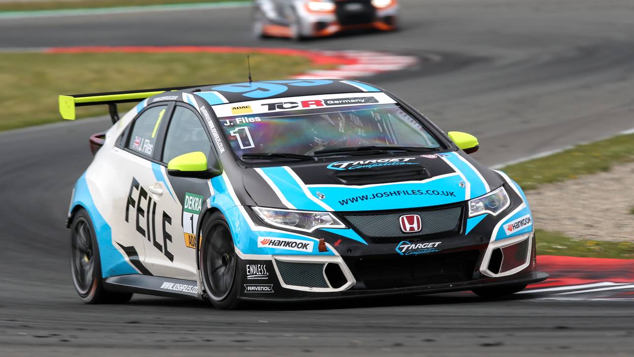 TCR: Files dominiert Chaos-Rennen
