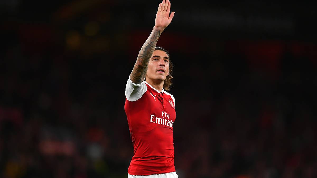 Platz 13: HECTOR BELLERIN (22/FC Arsenal): Bellerin ist Spanischer Nationalspieler und bei Arsenal seit einigen Jahren auf rechts gesetzt. Auch der FC Barcelona wollte seinen ehemaligen Jugendspieler schon zurückholen, der spielstarke Rechtsverteidiger blieb aber in London