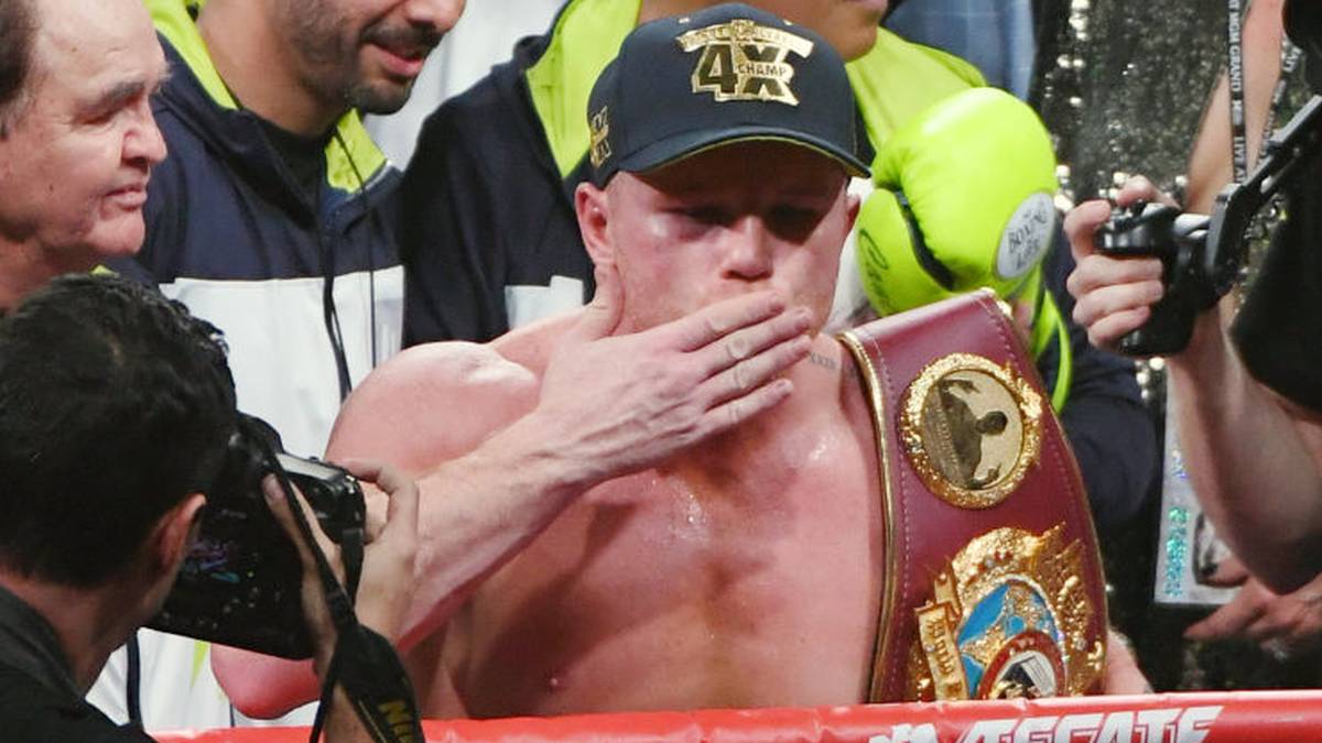 Saul "Canelo" Alvarez hat Geschichte geschrieben. Der Mexikaner schlug in seinem ersten Kampf im Halbschwergewicht den WBO-Champion Sergey Kovalev und machte sich unsterblich