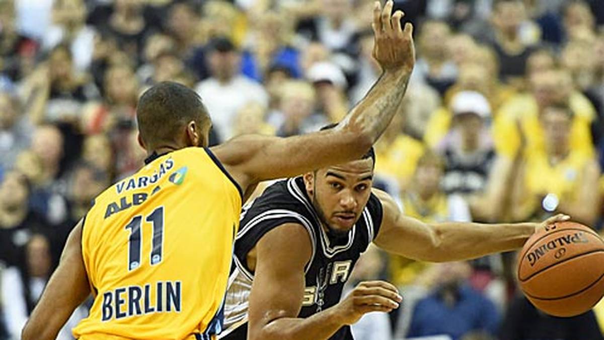 Auch Rollenspieler wie Corey Joseph erhalten bei den Spurs ihre Chance