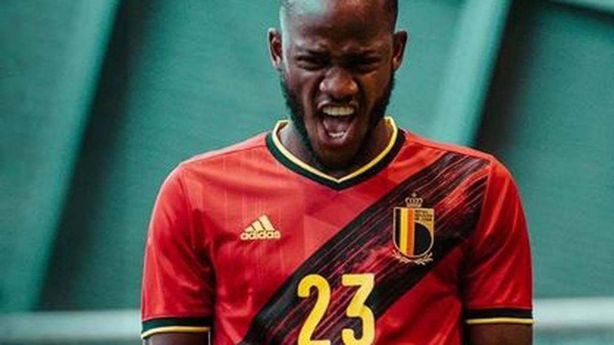 Die adidas-Trikots kommen zudem mit den Nationalfarben Schwarz und Gelb am Ärmel daher