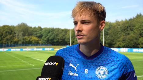 Holstein Kiel ist im harten Bundesliga-Geschäft angekommen. Nach zwei Niederlagen steht nun das Duell gegen den FC Bayern an. Zwei Dinge machen Hoffnung.