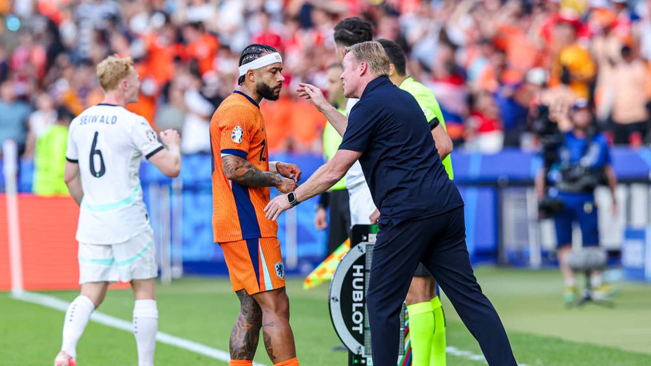 Depay im Austausch mit Koeman