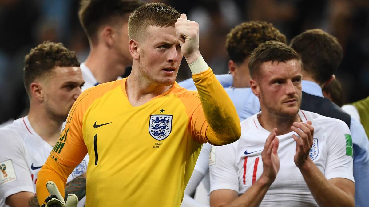 THE SUN: "Ihr habt uns stolz gemacht. Kroatiens später Siegtreffer bricht die Herzen der Nation. England ist raus aus der Weltmeisterschaft. Die englischen Fans schimpfen mit dem Schiedsrichter wegen seiner 'parteiischen' Leistung bei Englands schmerzhaftem Ausscheiden"