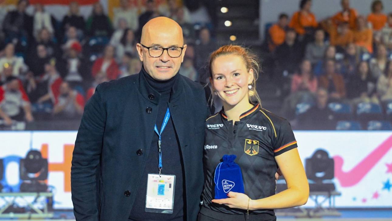 Hockey-Boss bleibt im Amt