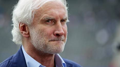 Bayer-Sportchef Rudi Völler kann mit dem Videobeweis nichts anfangen