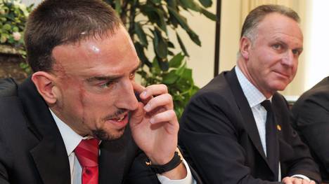 Franck Ribery (l.) fehlt dem FC Bayern schon seit März