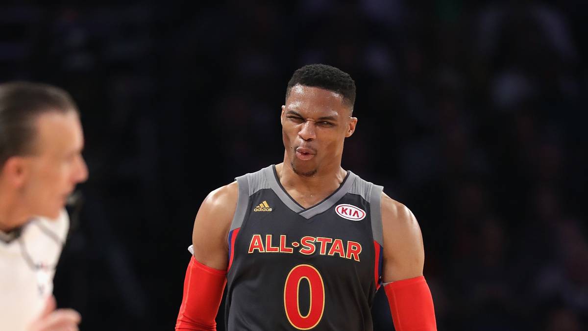 Allein 41 der 374 Zähler gingen aufs Konto von Oklahomas Superstar Russell Westbrook. Seine Reaktion dazu - im Bild