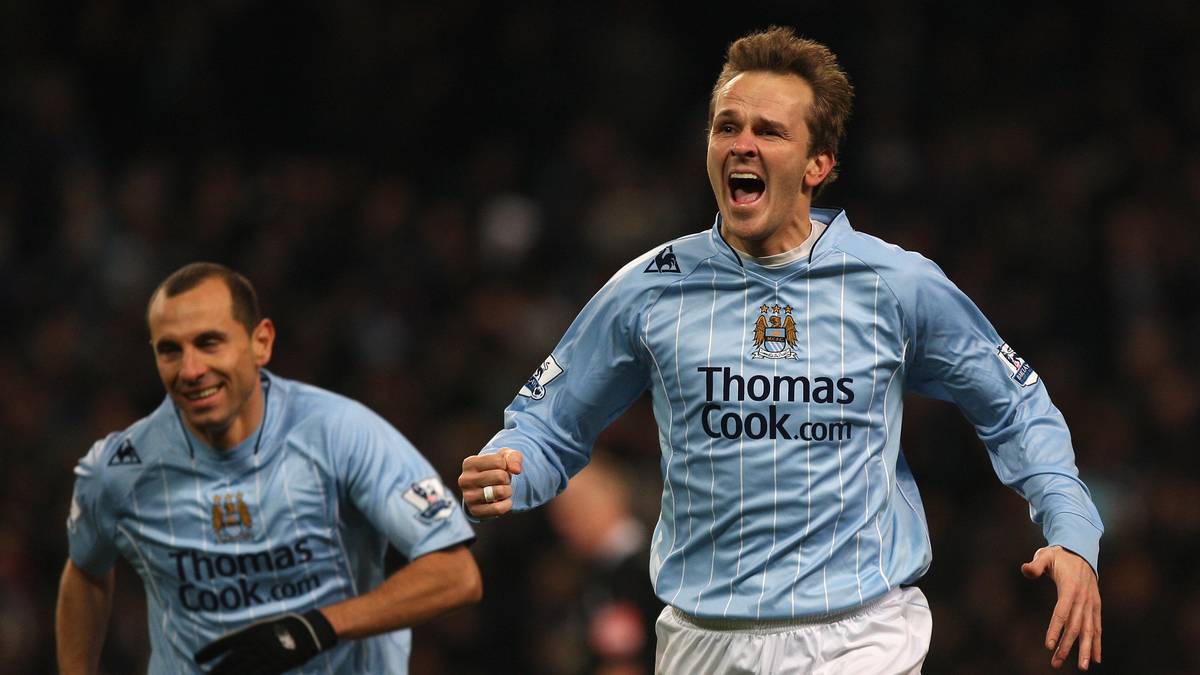 DIETMAR HAMANN/JOEY BARTON: In seiner Zeit von 2006 bis 2009 hat Hamann bei Manchester City einiges zu bejubeln. Seine gemeinsame City-Saison mit Joey Barton 2006/07 muss allerdings der Auslöser für einen sieben Jahre später eskalierenden Twitter-Streit gewesen sein