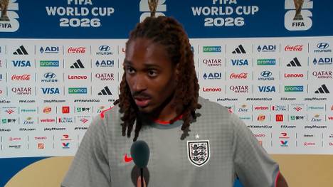 Djed Spence spricht nach dem wilden 6:4-Spektakel gegen Frankreich über die WM seiner Engländer und die Zukunft von Trainer Thomas Tuchel. 
