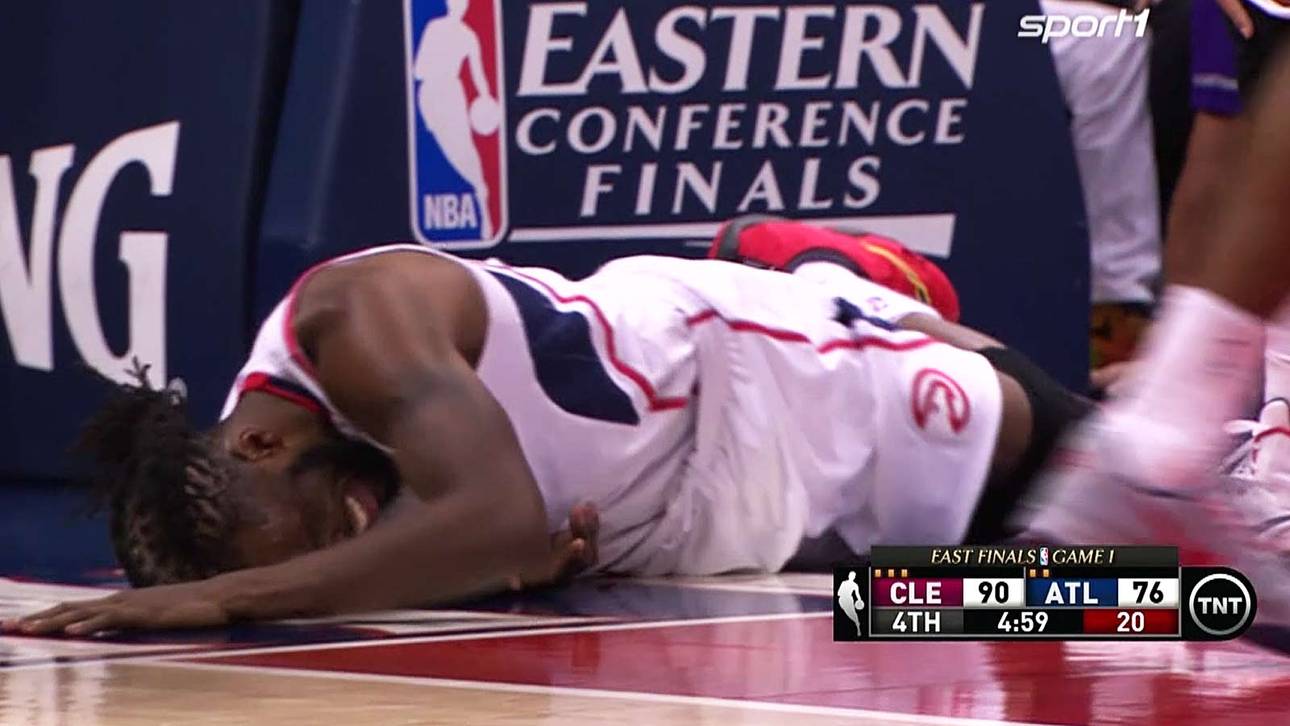 James und Smith schießen Hawks ab