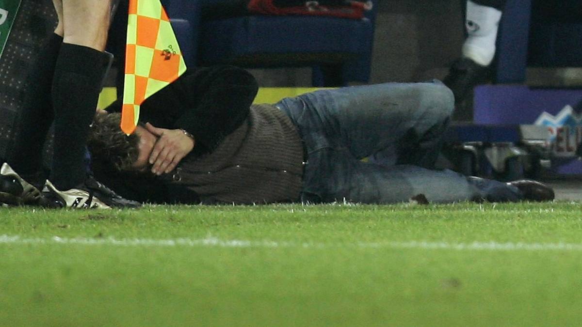 An dessen Ende lag Meier auf dem Boden. Die TV-Bilder bewiesen allerdings klar, dass die Aktion von Meier ausging und er nur den sterbenden Schwan mimte. Der DFB sperrte den Coach für drei Monate, der MSV trennte sich von ihm