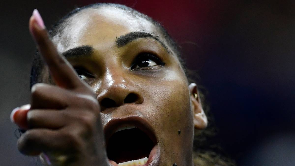 Doch auch ohne Sieg schaffte es Williams, die Schlagzeilen zu bestimmen und sorgte durch mehrere verbale Ausraster für einen echten Eklat. SPORT1 zeigt die Bilder des denkwürdigen Finals