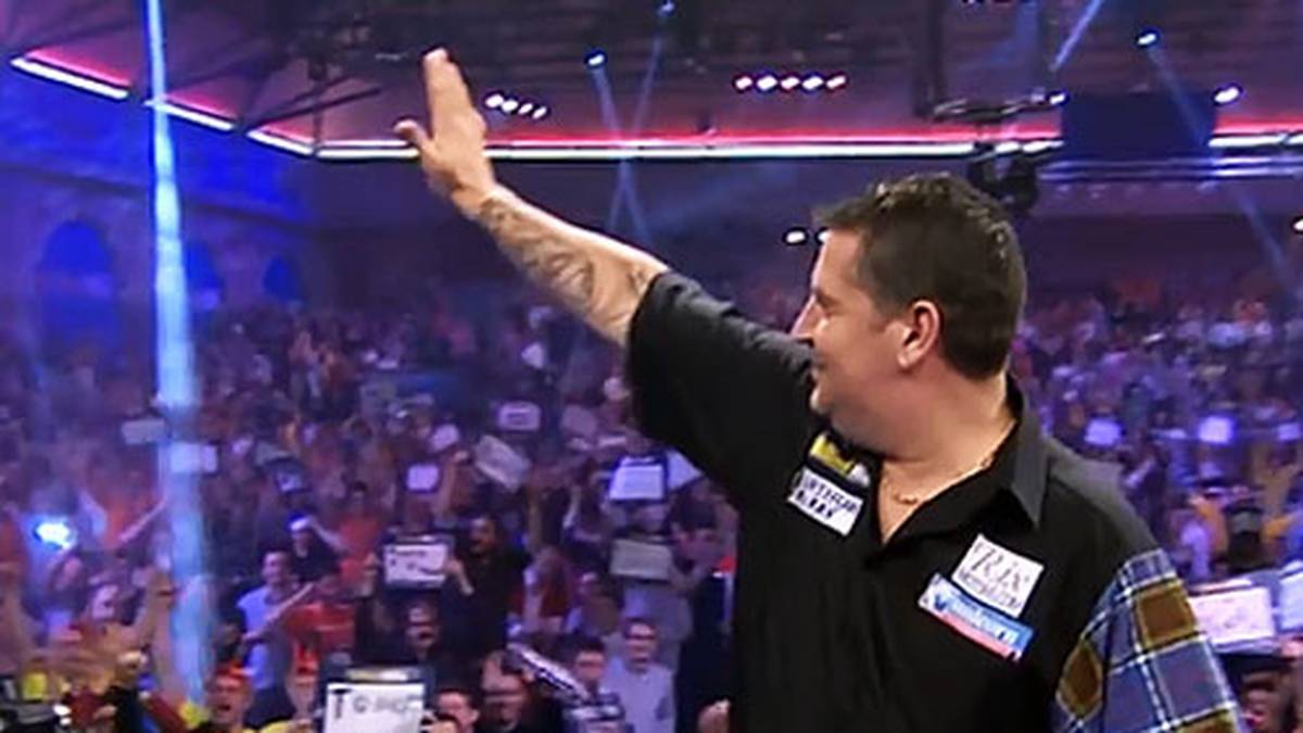 ... und bedankt sich danach bei den Fans für die Unterstützung