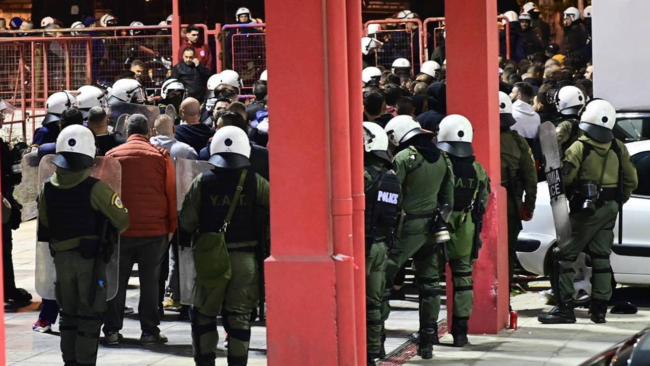 Krawalle überschatten Volleyball-Match