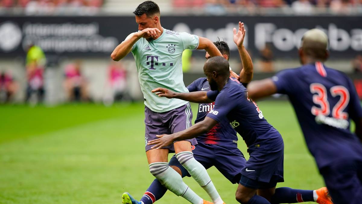Bayern Muenchen v Paris St. Germain - AUDI Football Summit