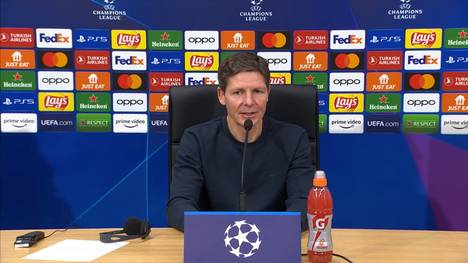 Trotz Zutrittsverweigerung für SGE-Anhänger kam es vor und nach dem Spiel von Eintracht Frankfurt in Neapel zu Ausschreitungen. Trainer Oliver Glasner hat dazu eine klare Meinung.