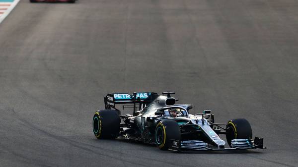 ABU DHABI, UNITED ARAB EMIRATES - DECEMBER 01: Lewis Hamilton of Great Britain driving the (44) Mercedes AMG Petronas F1 Team Mercedes W10 leads Charles Leclerc of Monaco driving the (16) Scuderia Ferrari SF90 on track during the F1 Grand Prix of Abu Dhabi at Yas Marina Circuit on December 01, 2019 in Abu Dhabi, United Arab Emirates. (Photo by Mark Thompson/Getty Images)