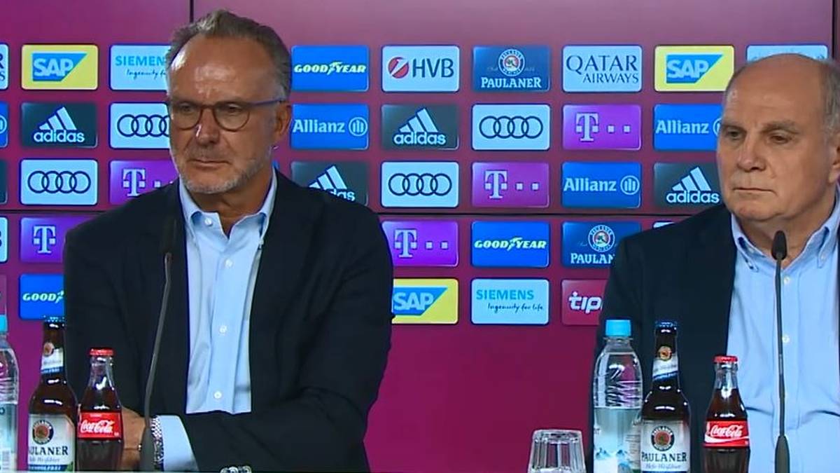 Im Oktober 2018 kam es zur denkwürdigen Wut-PK, in der Hoeneß, Rummenigge und Salihamidzic zum Rundumschlag gegen die Medienlandschaft ausholten. Dabei schoss vor allem Hoeneß über das Ziel hinaus, attestierte dem ehemaligen Bayern-Profi Juan Bernat, einen "Scheißdreck" gespielt zu haben