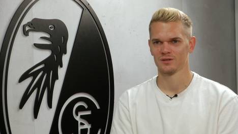 Im exklusiven SPORT1-Interview spricht Matthias Ginter über seine Verbindung zu Bundestrainer Jürgen Klopp. Gleichzeitig blickt der Freiburg-Verteidiger realistisch auf seine eigene Zukunft bei der Nationalmannschaft.