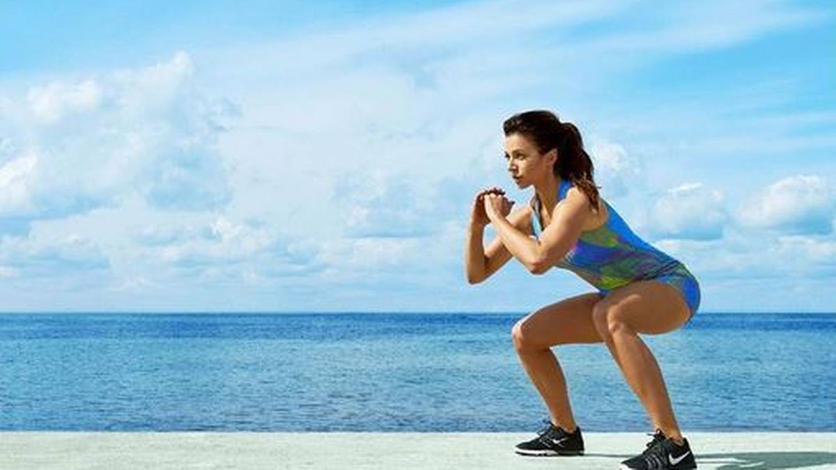 Herrliche Meeres-Kulisse - der ideale Ort, um zu trainieren, trainieren, trainieren. Anna Lewandowska präsentiert sich bei Instagram einmal mehr als vorbildliche Heldin der Fitness