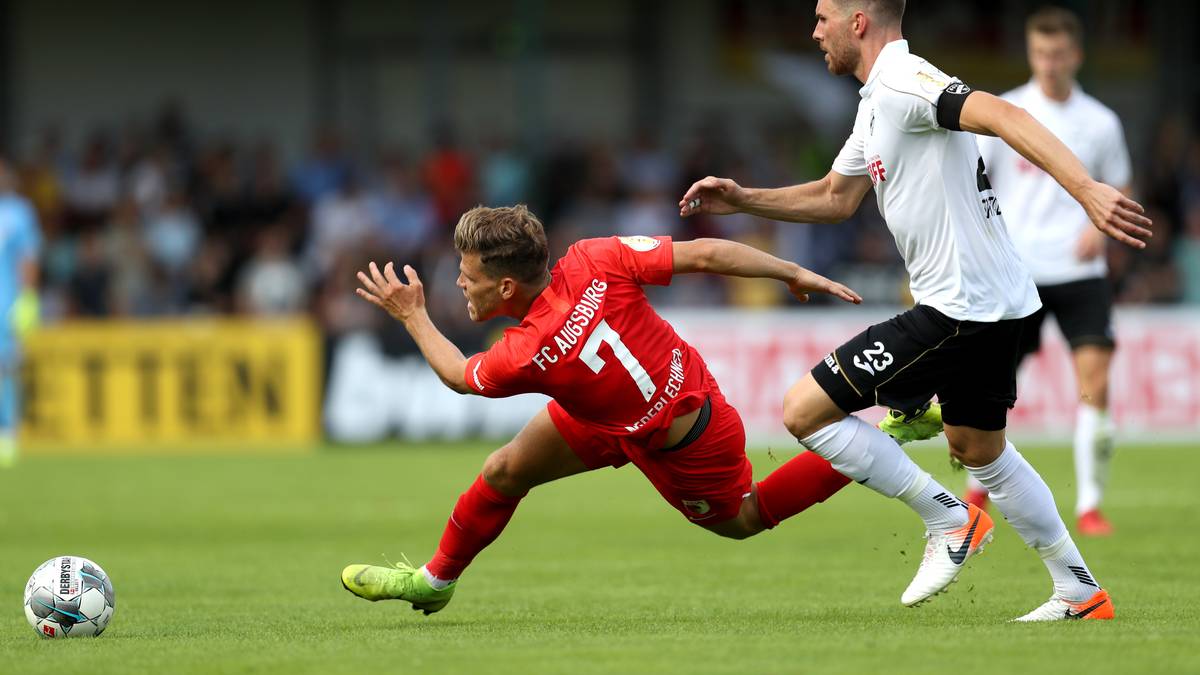 Platz 17 - FC AUGSBURG: Im Pokal gegen Viertligist SC Verl ausgerutscht, verlief auch die Vorbereitung eher durchwachsen. Einem 4:1-Sieg über Galatasaray Istanbul steht eine krachende Pleite (2:6 gegen Villarreal) gegenüber, sowie eine knappe Niederlage gegen den FC Bologna (2:3)