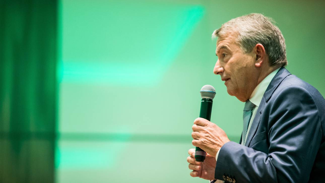 Niersbach: „Interesse ehrt mich“