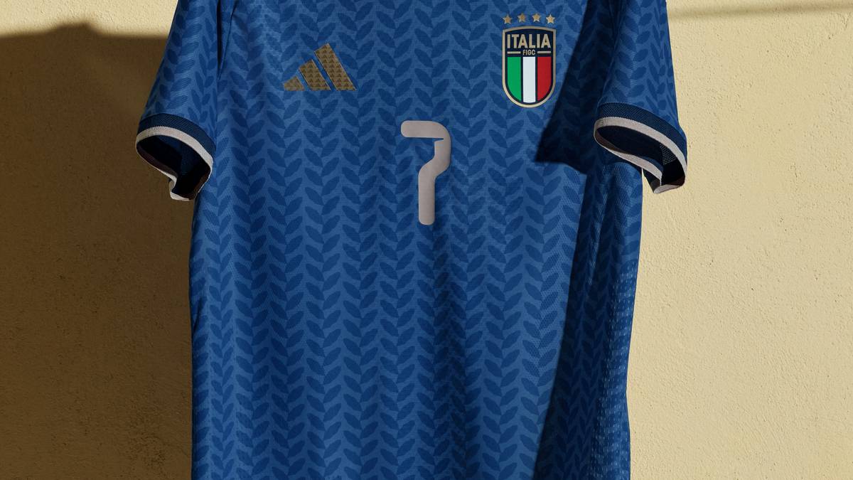 Heimtrikot Italien