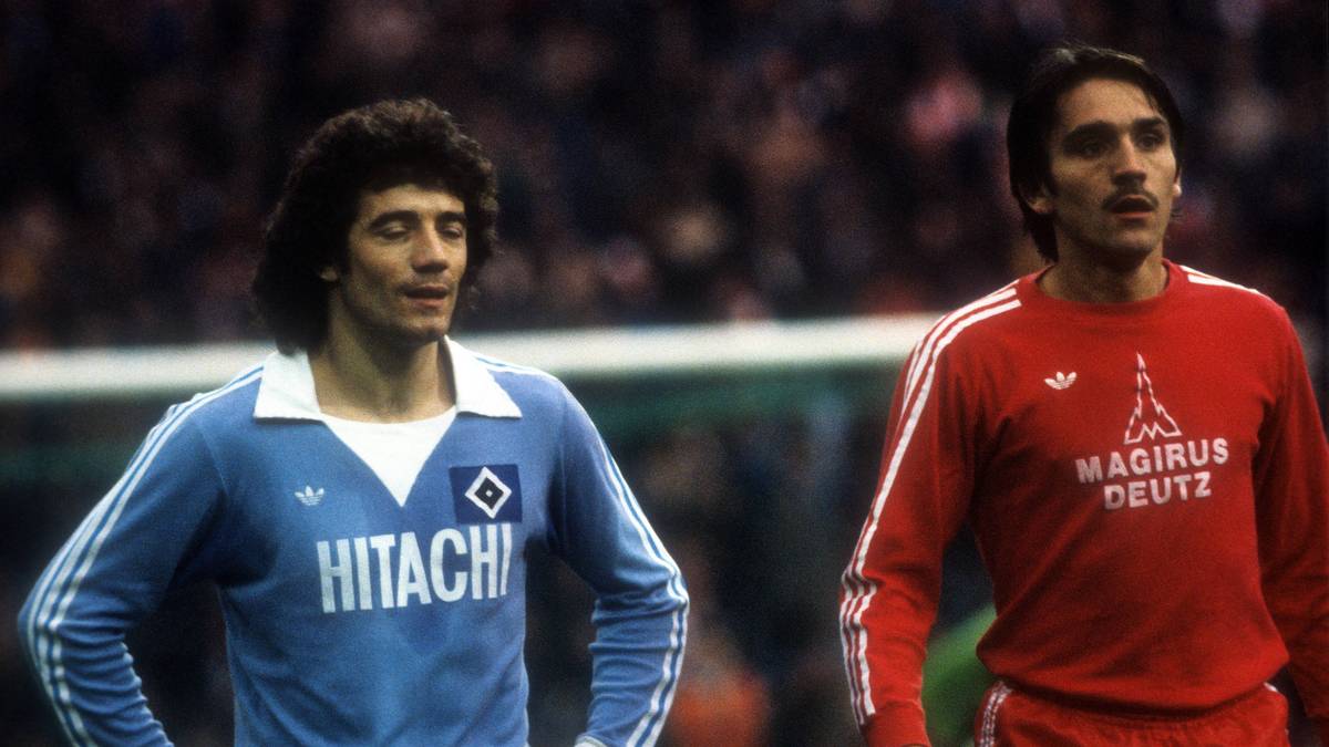 HANS-JOSEF KAPELLMANN (77/78): Für den Mittelfeld - und Abwehrspieler zahlt der Klub die damalige Rekordsumme von 800.000 bis 1 Million DM. In München feiert er seine größten Erfolge. Nebenbei widmet sich Kapellmann seinem Medizinstudium