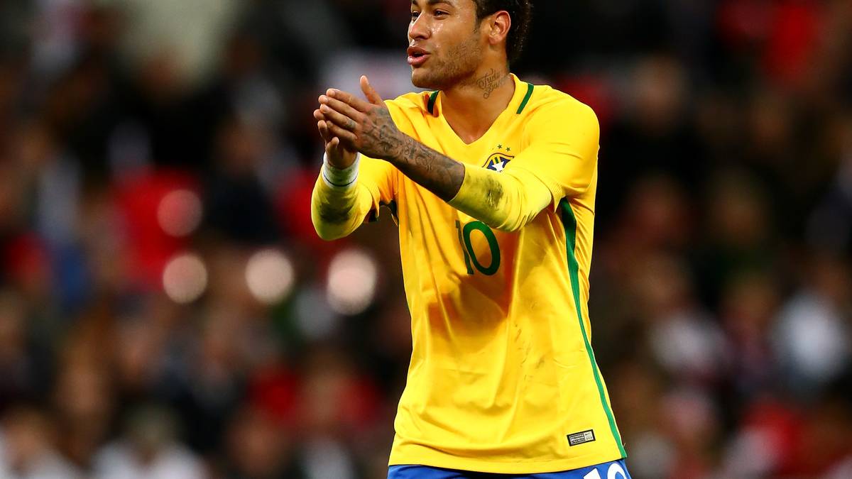 ANGRIFF - NEYMAR (PARIS SAINT-GERMAIN)