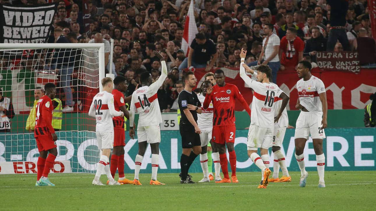 Schiedsrichter erklärt Hand-Wirbel