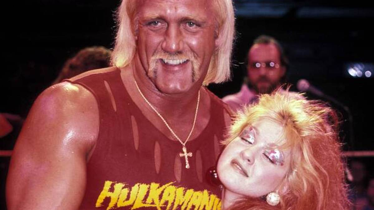 Beim Hype um die WWF und Hulk Hogan machte 1985 auch Popstar Cyndi Lauper mit