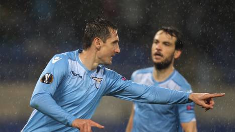 Miroslav Klose steht mit Lazio Rom im Achtelfinale der Europa League