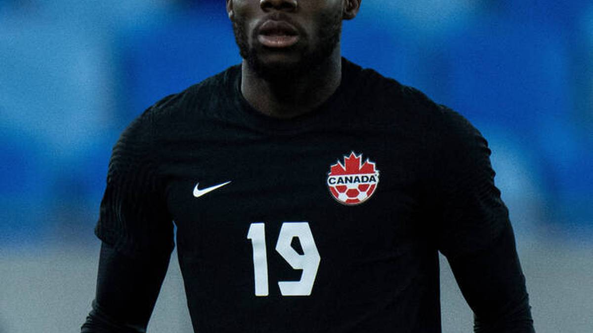 Alphonso Davies im dritten Trikot 