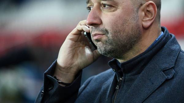 Spanish and Luxemburgish owner of the Lille football team Gerard Lopez speaks on the phone as he arrives prior to the French L1 football match between Paris Saint-Germain (PSG) and Lille (LOSC) at the Parc des Princes stadium, in Paris, November 2, 2018. (Photo by FRANCK FIFE / AFP)        (Photo credit should read FRANCK FIFE/AFP/Getty Images)