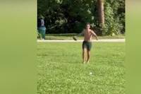 Mats Hummels war zusammen mit seinen Freunden im Englischen Garten in München Football spielen und hat das Ganze in seiner Instagram-Story gepostet