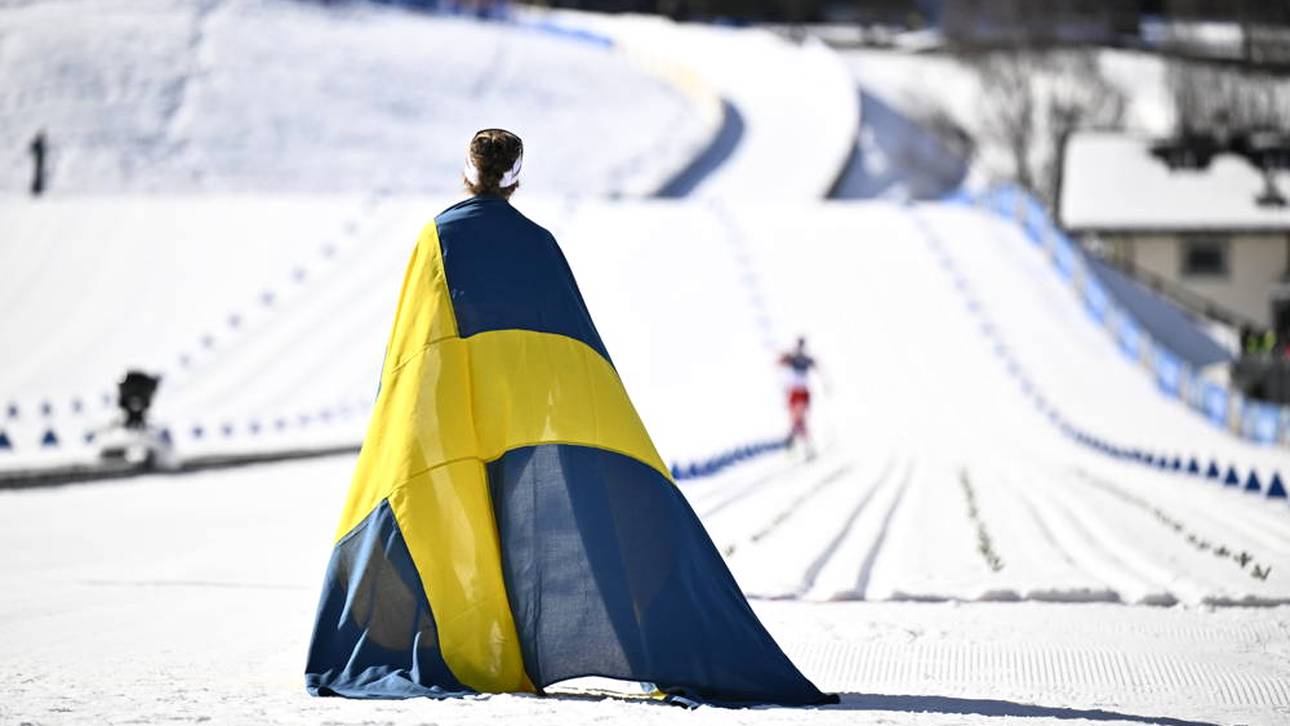 Schwedin allein bei Abschlussfeier