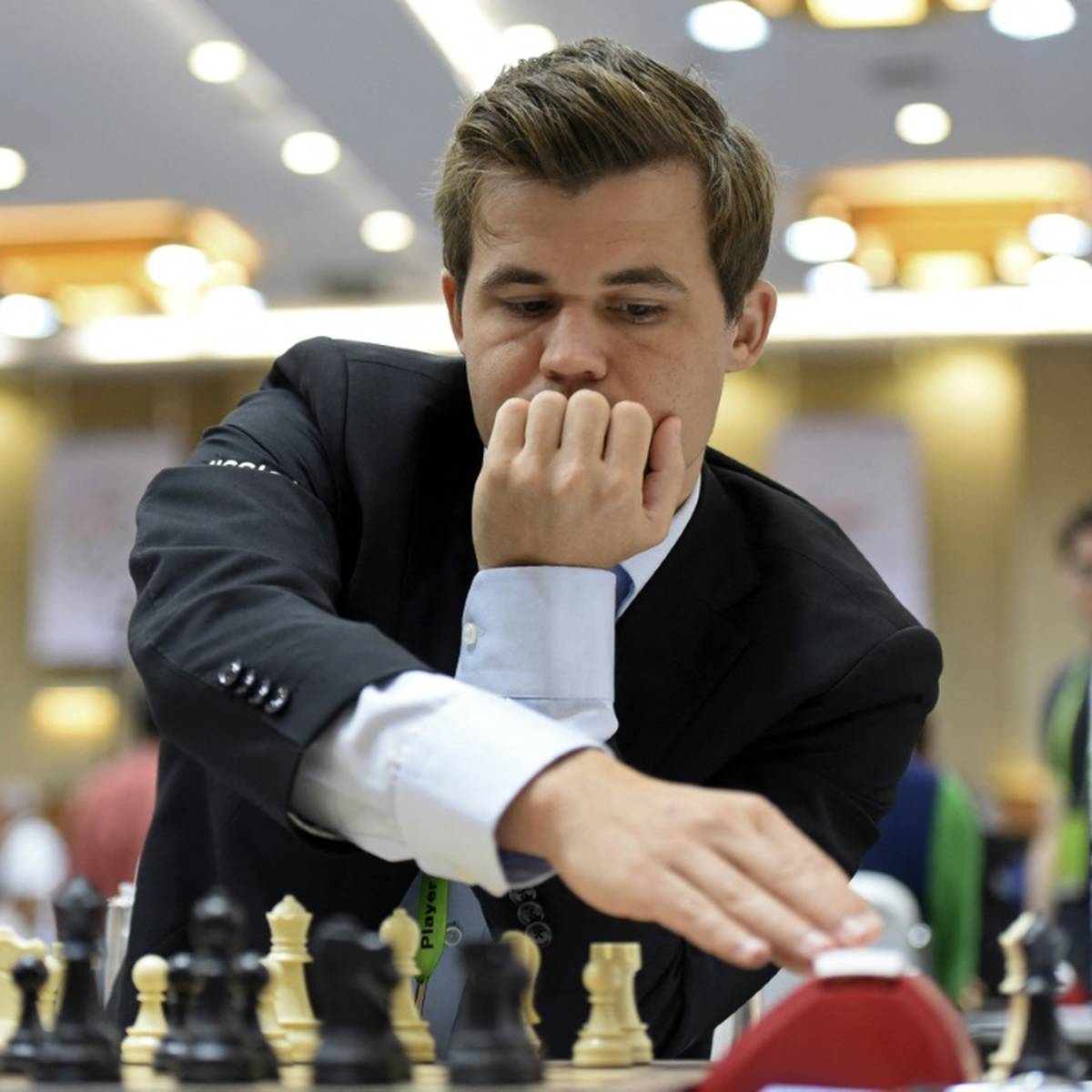 Der Streit zwischen Magnus Carlsen und US-Teenager Hans Niemann beschäftigt die Sportwelt seit Tagen. Nun spricht der Schach-Weltmeister Klartext.