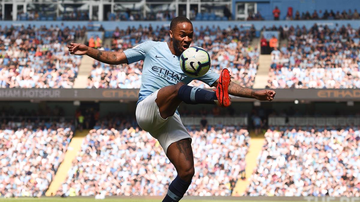 RAHEEM STERLING: Der Flügelstar der "Citizens". Mit 17 Toren und 12 Vorlagen drittbester Scorer in der abgelaufenen Premier-League-Saison