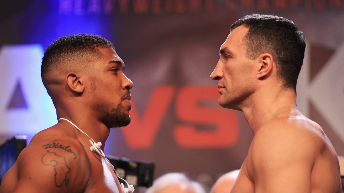 Bereits am Vortag steigt die Vorfreude auf den großen Kampf beim Wiegen und anschließenden Staredown