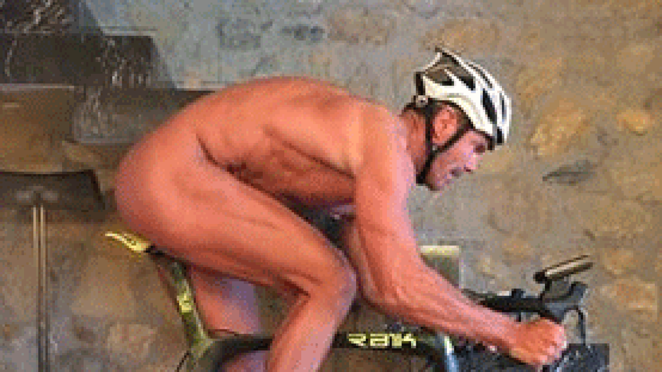 Cipollini nackt auf der Rolle