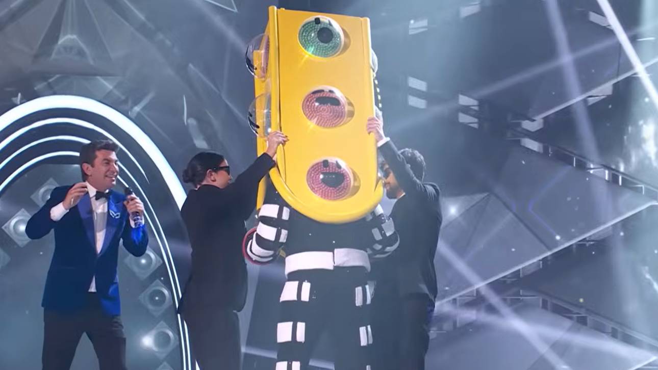 Bernd Schuster versteckte sich unter einer Ampel