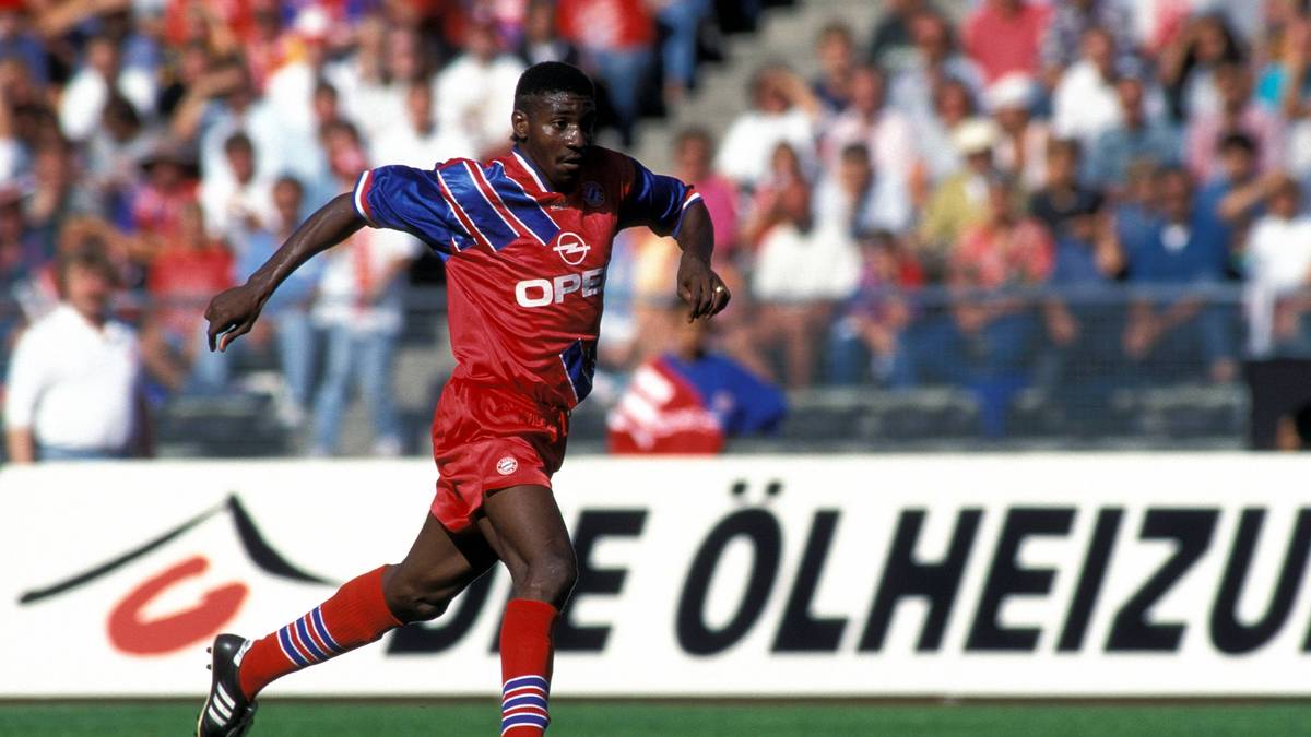 ADOLFO VALENCIA: "El Tren", ist in den 90ern der große Star in Kolumbien, quasi der Vorgänger von James Rodriguez. Und bei den Bayern war die Torquote des bulligen Kolumbianers 1993/94 mit elf Toren in 26 Spielen gar nicht mal schlecht. 